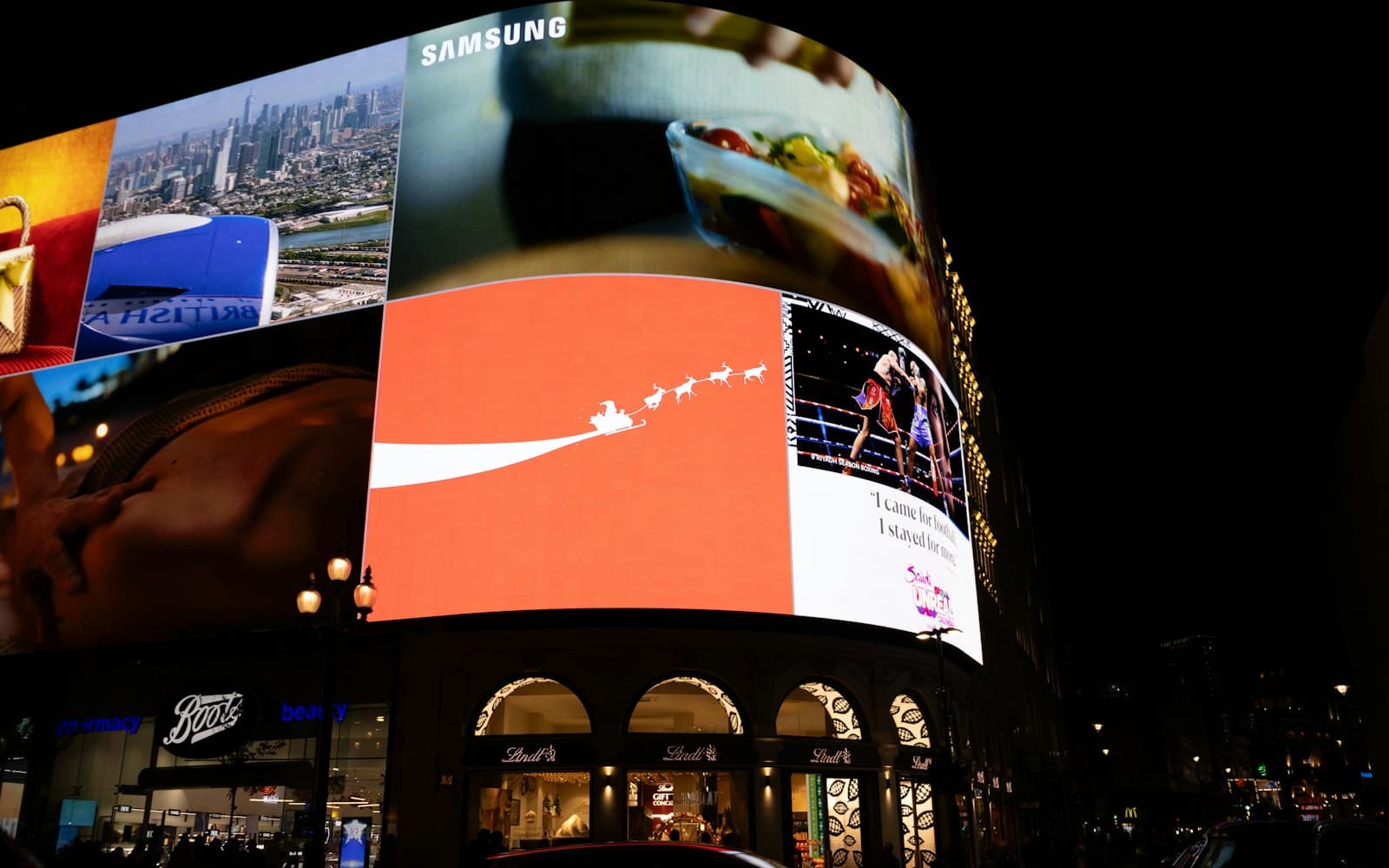 Digitale reklamepaneler i travel bygate